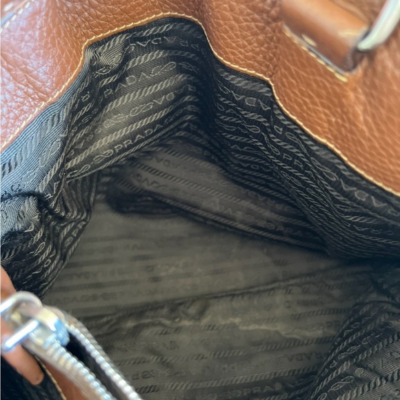 Prada Vitello Daino Side Pocket Tote / Shoulder Bag in Brown - Picture 5 of 8